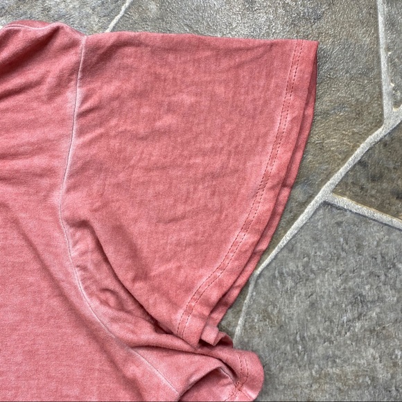 Universal Thread Washed Out Tee - Picture 7 of 9